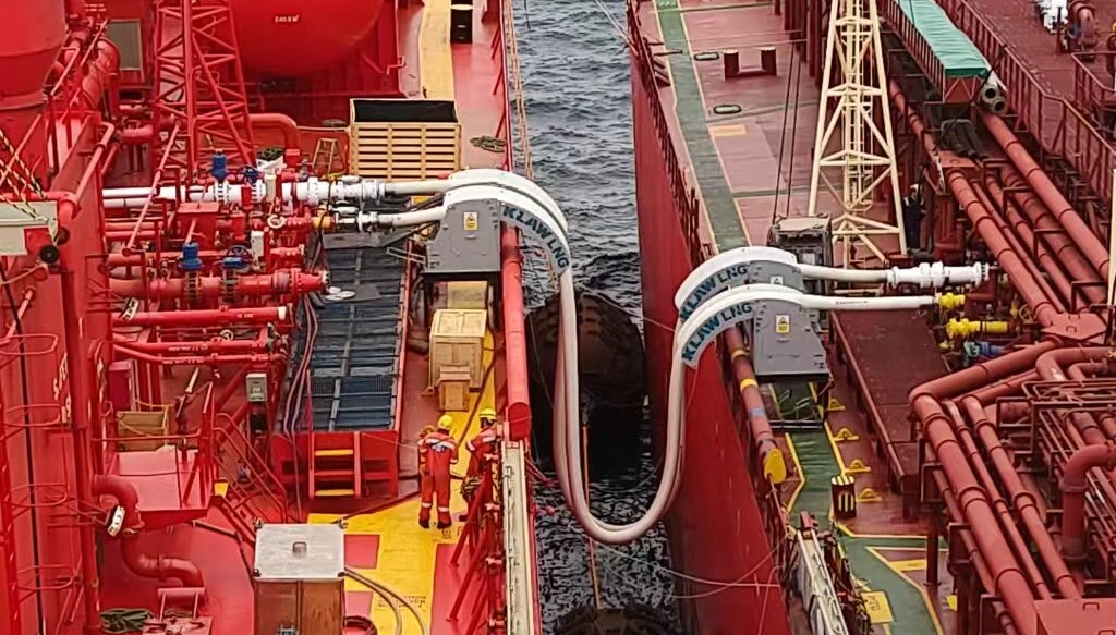 Marine STS Bunkerschlauch: Der „Super Connector“ der „Maritime Energy Artery“ – Teil 1